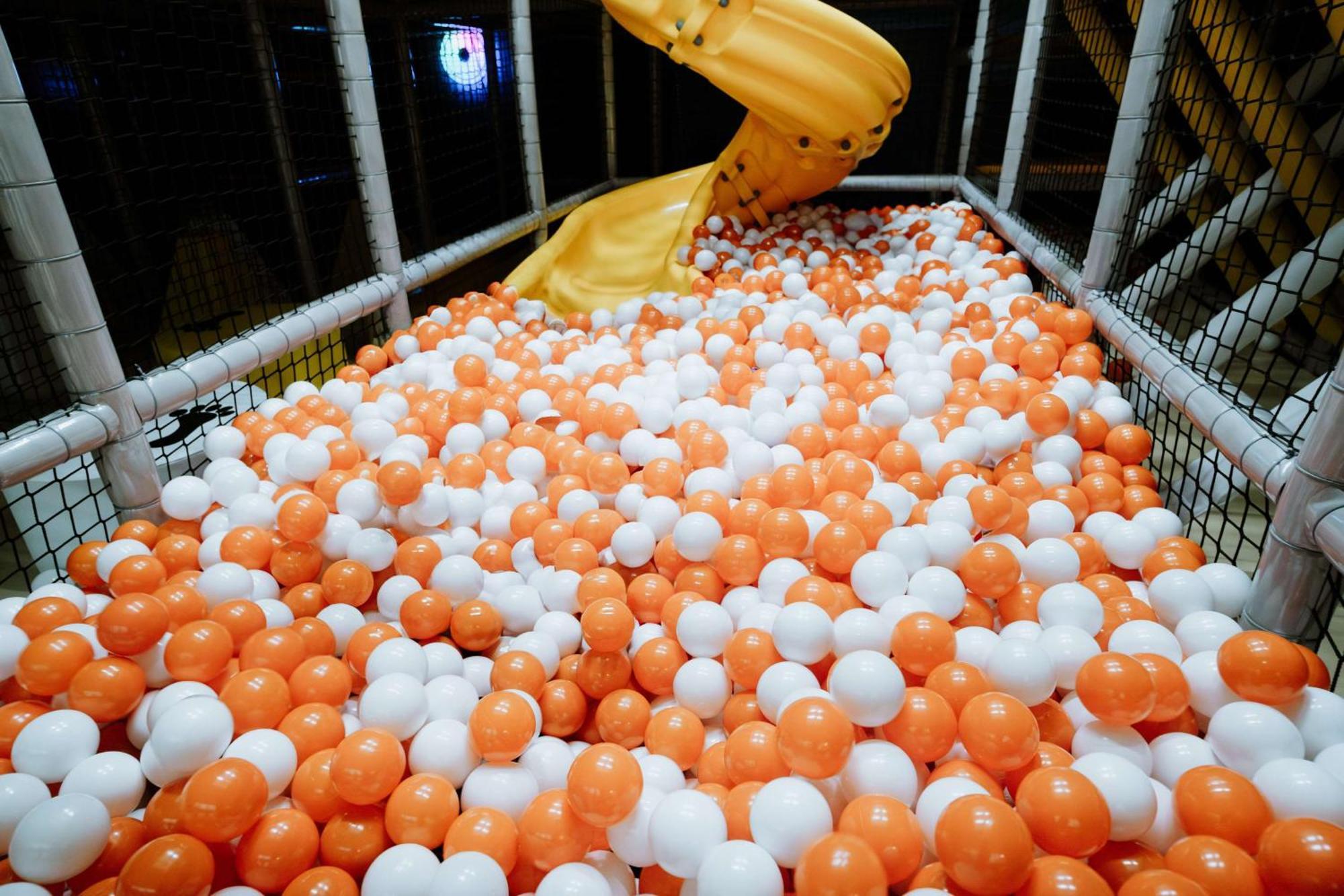 Radisson Blu Hotel & Residences Zakopane Zewnętrze zdjęcie A ball pit